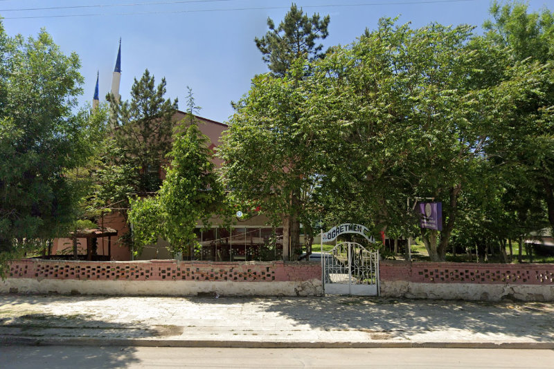 Çifteler Öğretmenevi